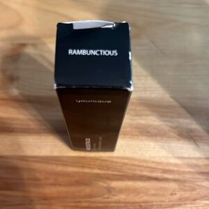 Younique moodstruck liquid eyeshadow